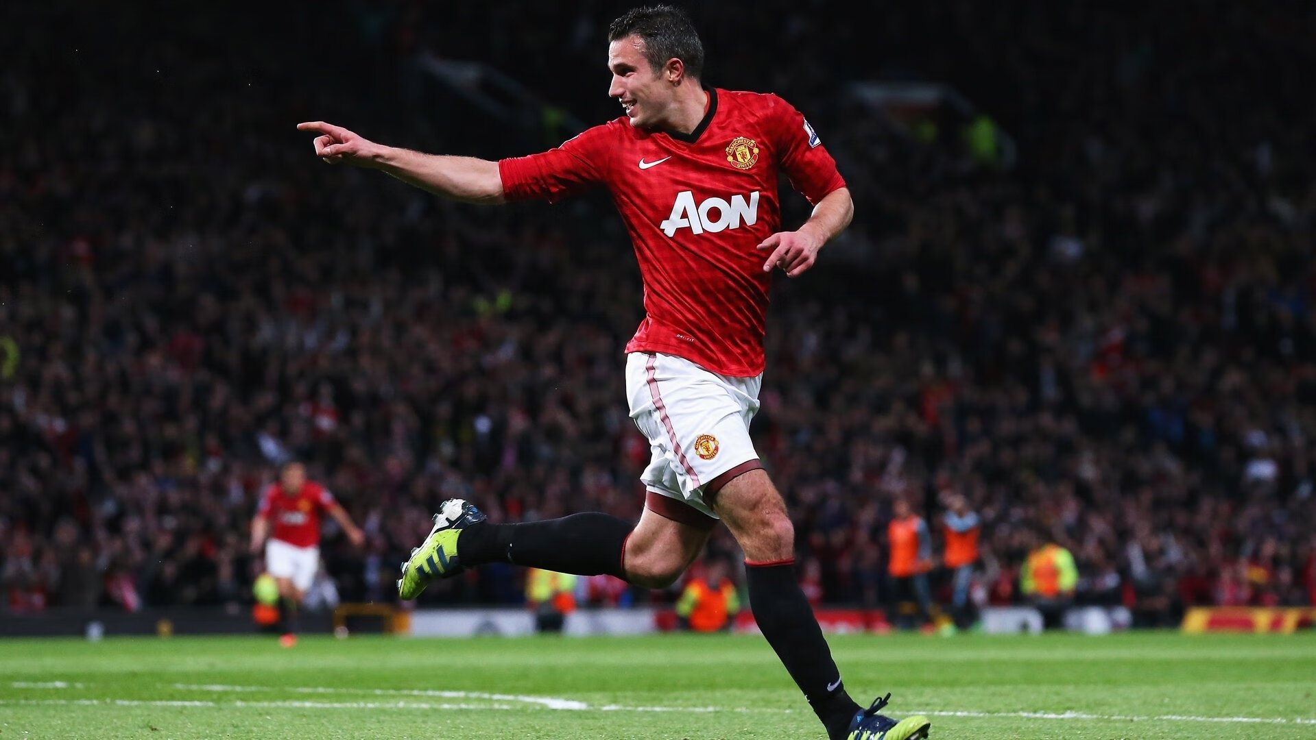 开云体育下载-佛罗伦萨的流亡，当艺术圣殿在战火中迁徙，F1赛道上的莫德里奇如何完成终极超越？  第2张